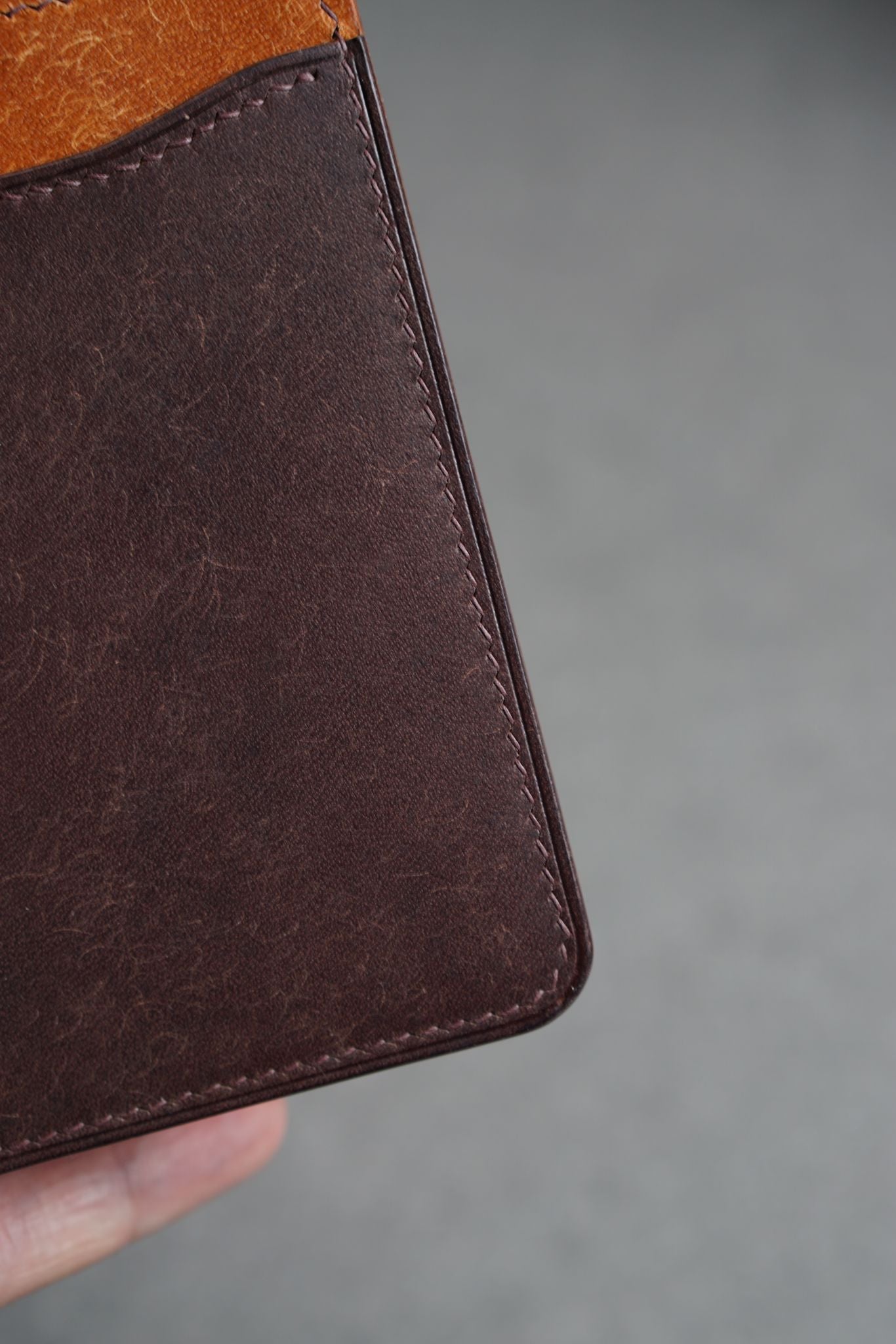 Portofel din piele lucrat 100% manual din piele MB Pellami Maro