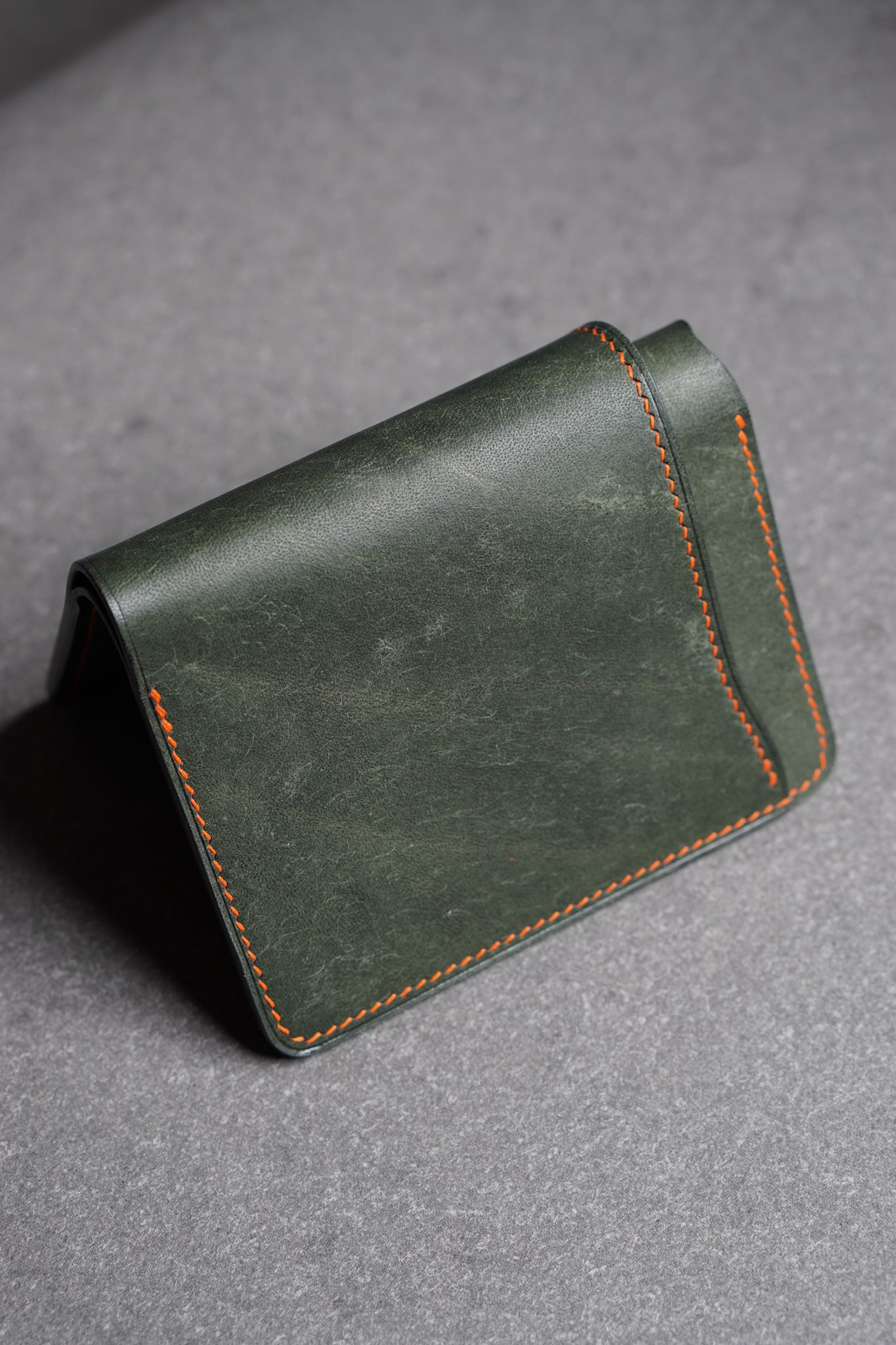 Portofel din piele lucrat 100% manual din piele MB Pellami Verde