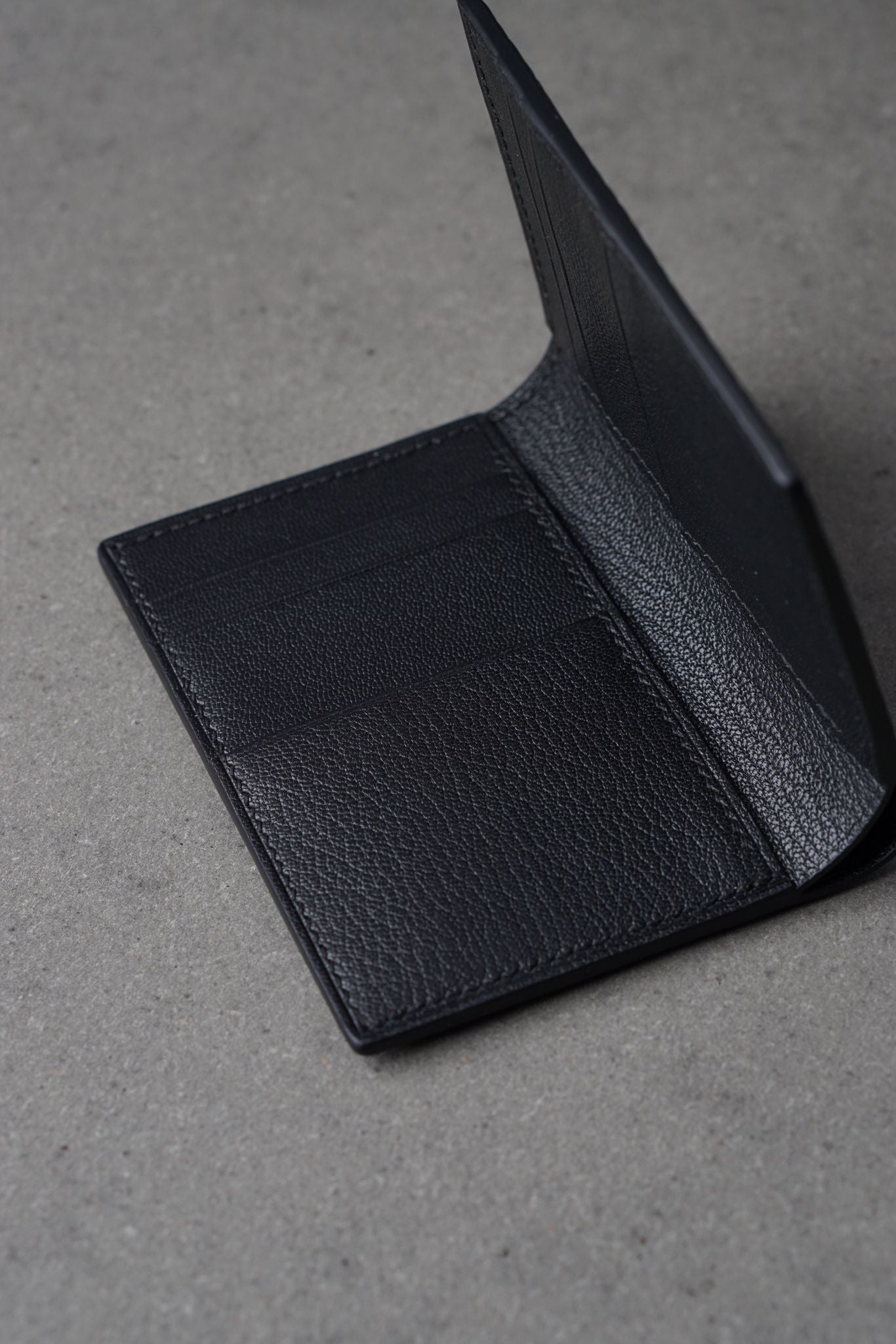 Portofel din piele de ALIGATOR lucrat 100% manual, Negru
