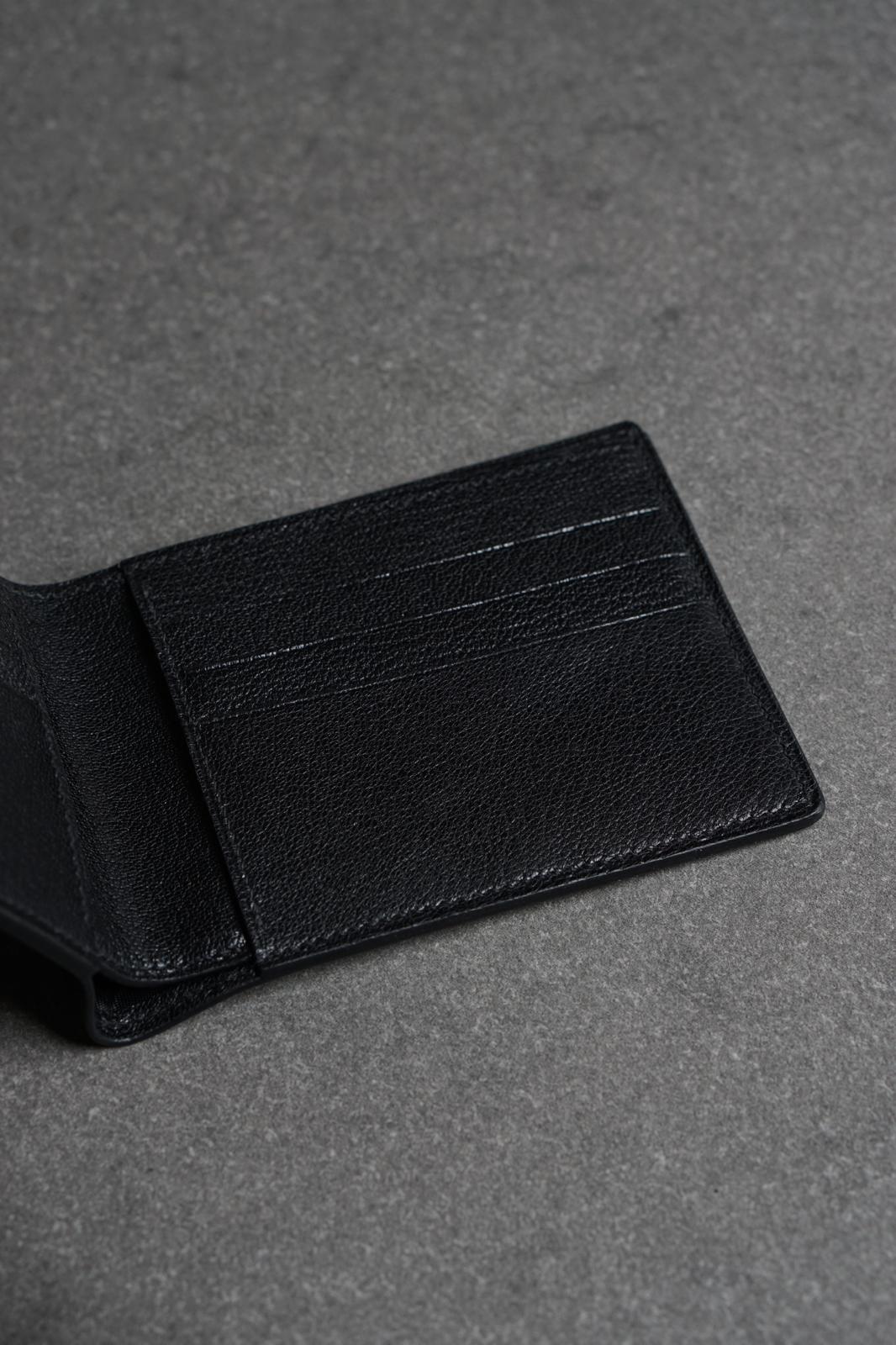 Portofel din piele negru lucrat 100% manual din piele