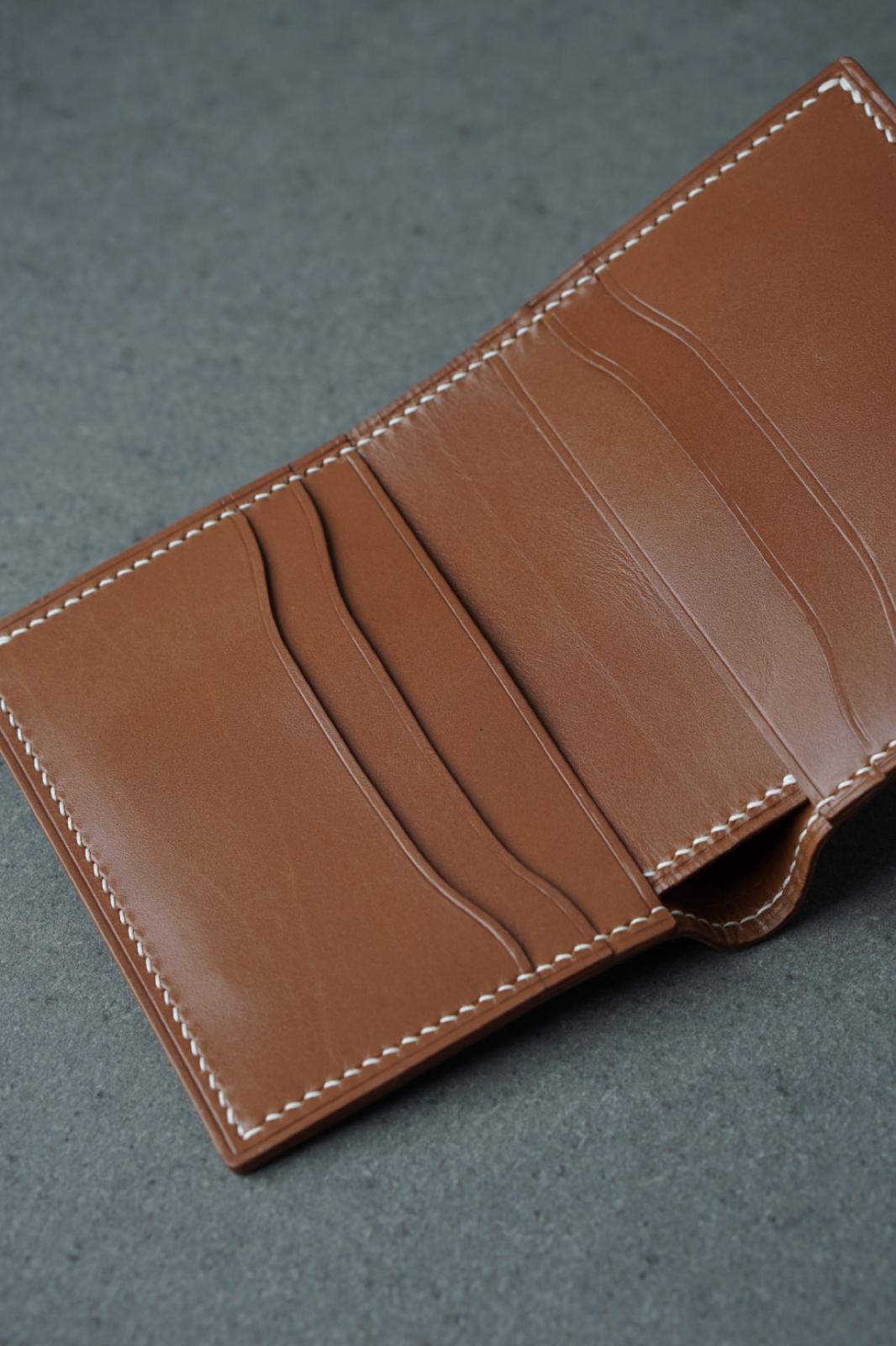 Portofel din piele lucrat 100% manual din piele