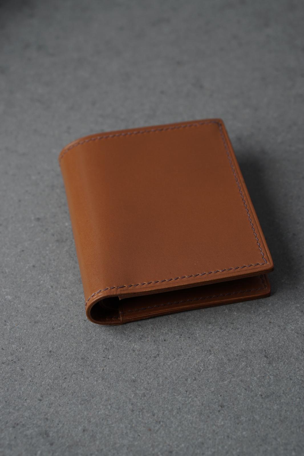 Portofel din piele lucrat 100% manual din piele