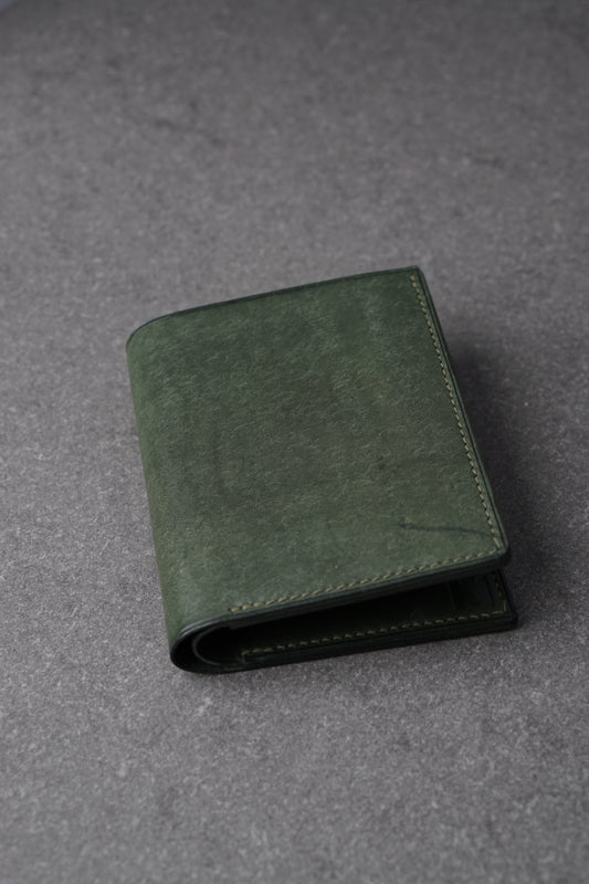 Portofel din piele tabacita vegetal lucrat 100% manual din piele naturală, Verde